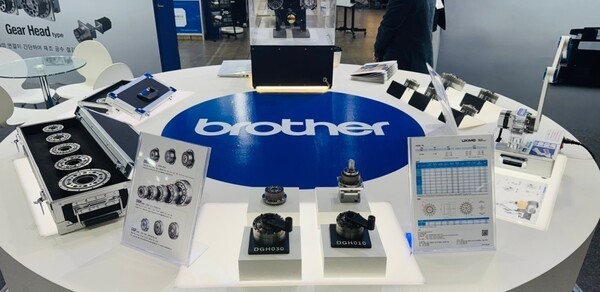 브라더코리아는 고강성·고정밀 감속기 ‘UXiMO(Unique eXperience In Motion, 이하 악시모)’를 중심으로 산업용 솔루션을 소개했다. [사진=브라더코리아]<br>" height="292" loading="lazy